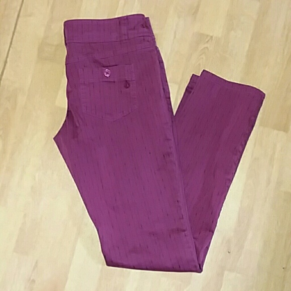 Volcom wine/burgandy dress trousers/pants size 7 - Picture 2 of 6
